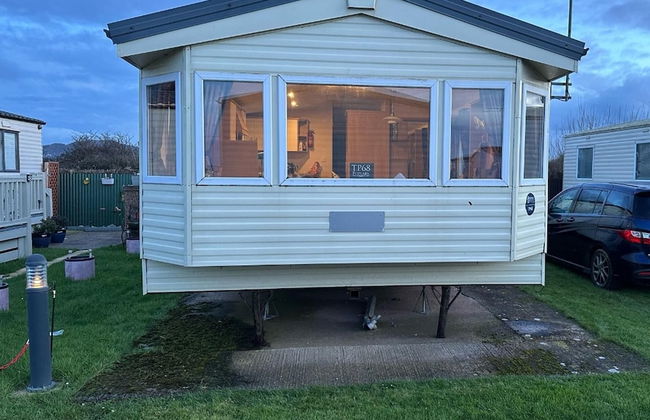 3 Bedroom Caravan - Sleeps 6, Pool & Garden - Foto 11