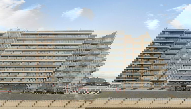 Foto 1 - Apartment in Blankenberge With Terrace