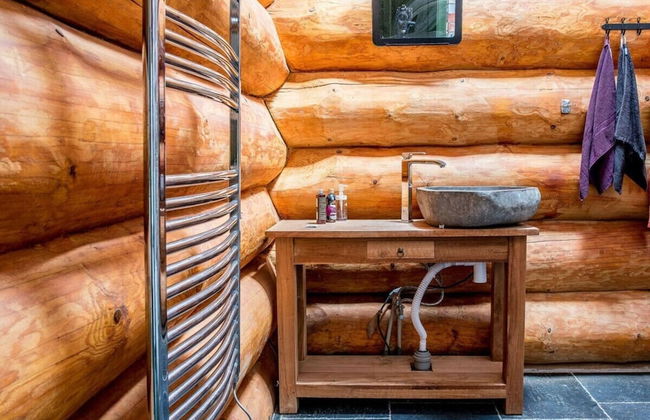 Spacious Holiday Home With Internet - Foto 9