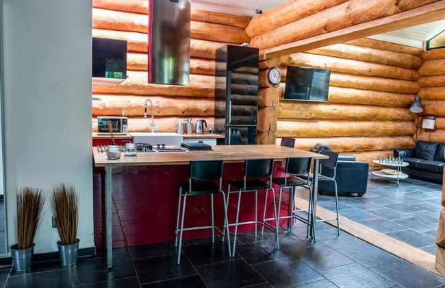 Spacious Holiday Home With Internet - Foto 8
