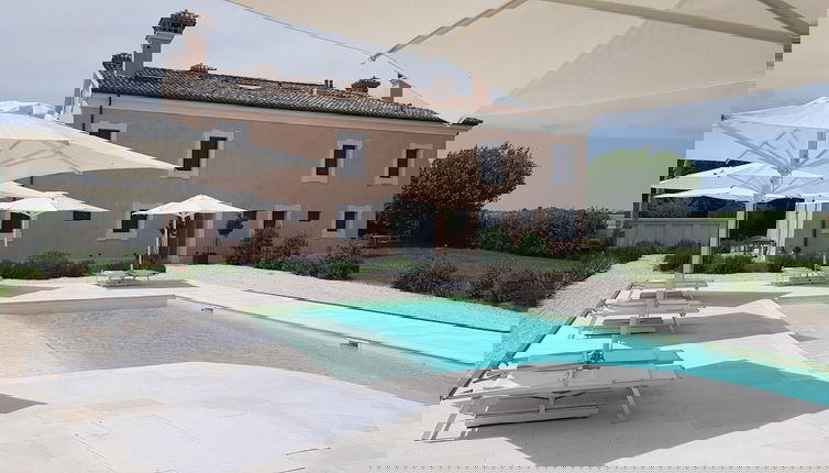 Foto 1 - Loft in a Beautiful Villa With Swimming Pool