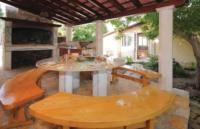 Picturesque Escape Holiday Home With Pool and Sauna - Foto 14