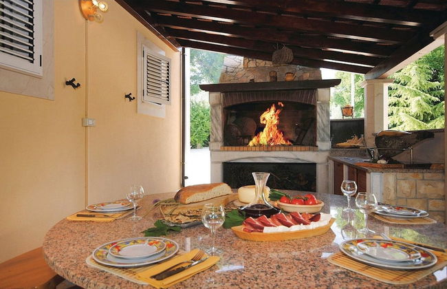 Picturesque Escape Holiday Home With Pool and Sauna - Foto 28