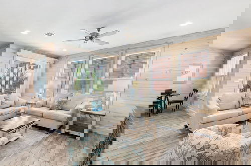 Foto 12 - Bottlenose Beach House
