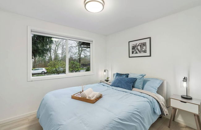 Comfortable Kirkland Home for Family & Remote Work - Foto 6