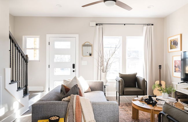 Stapleton Mcgraw by Avantstay 2 Units Sleeps 16 Spacious Home in Nashville - Foto 2
