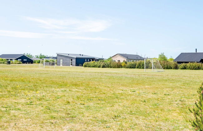 8 Person Holiday Home in Tarm - Foto 28