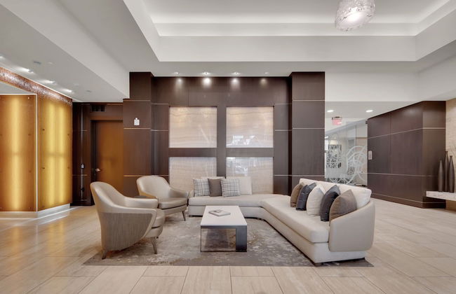 East Village Luxe Stays - Photo 2