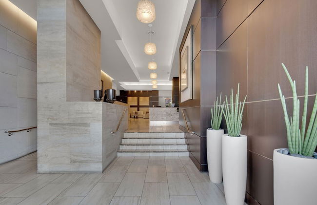 East Village Luxe Stays - Photo 3