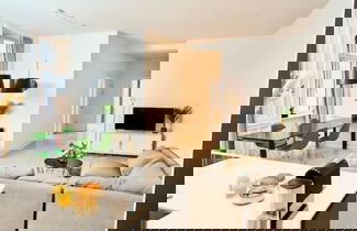 Photo 3 - Luxe Apartment Escape