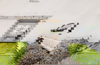 Foto 2 - Charming Apartment With Patio