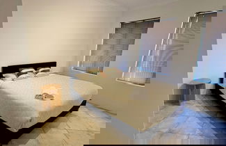 Foto 3 - Seacrest Luxurious Holiday Home