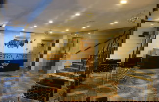 Photo 3 - Retro Star Suites