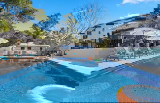 Foto 1 - 30A Florida Flashback by Avantstay Private Pool, Golf Cart, 3 Mins to Beach!