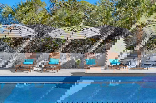 Foto 8 - 30A Florida Flashback by Avantstay Private Pool, Golf Cart, 3 Mins to Beach!