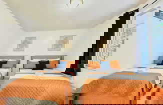 Photo 1 - NEW Top Location King bed Free Parking