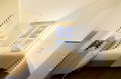 Photo 2 - Contemporary Flat In Islington