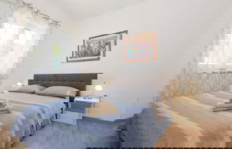 Foto 1 - Picturesque Paradise Holiday Home With Pool