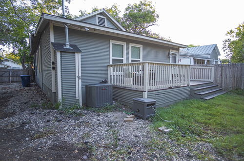 Photo 29 - Chic Downtown Farmhouse With Garden and BBQ Grill