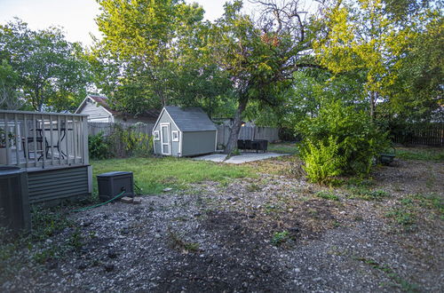 Photo 26 - Chic Downtown Farmhouse With Garden and BBQ Grill