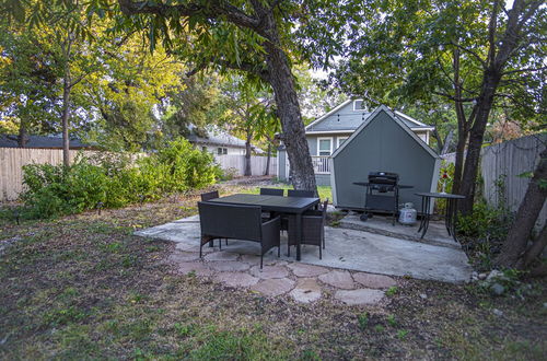 Photo 28 - Chic Downtown Farmhouse With Garden and BBQ Grill