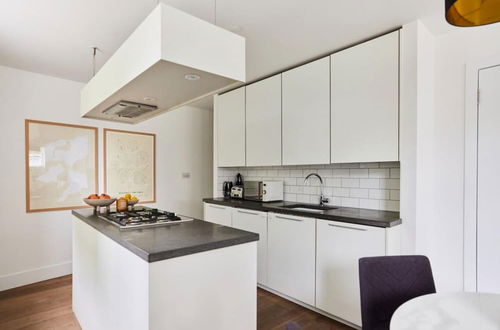 Photo 3 - The Hammersmith Place - Bright 2bdr Flat