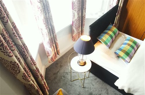 Foto 31 - Stylish 2 Bed Room Apartment 5 Sleep Free Wifi & p