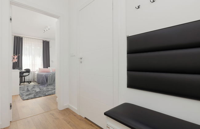 Żoliborz Artystyczny Warsaw by Renters - Photo 28