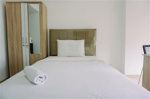 Foto 4 - Simply And Cozy Stay Studio Apartment M-Town Residence