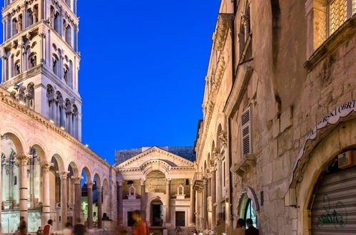 Foto 44 - Cool Attic apt w Gallery, in the Heart of Split