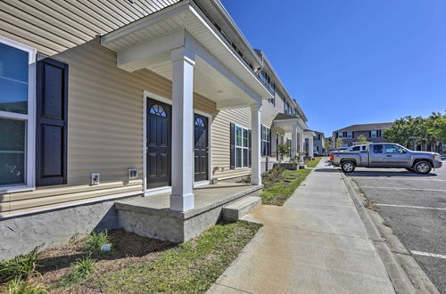 Photo 22 - Airy Tallahassee Condo ~ 5 Mi to Downtown