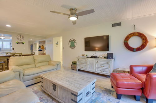 Photo 21 - Siesta Key Condo w/ Heated Pool < 1 Mi to Beach