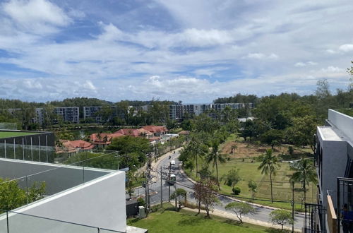 Photo 25 - Apartment at Sky Park Condo by Lofty