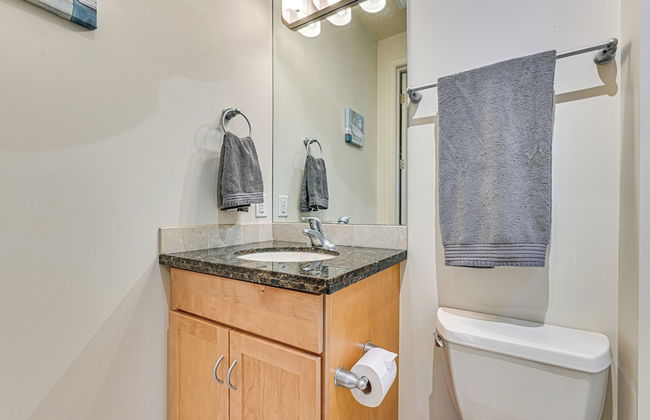 Heart of Dtwn Omaha: Historical Apt w/ Perks - Photo 16