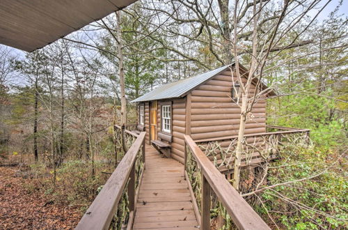 Photo 6 - Otto Home w/ Fire Pit, Tree House & Hot Tub