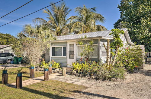 Photo 1 - Tropical Port Charlotte Cottage - Walk to Bay