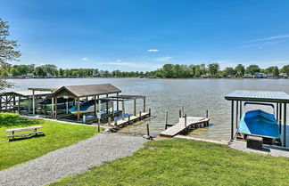 Foto 2 - Lovely Belle Center Cottage on Indian Lake