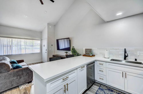 Photo 19 - Scottsdale Loft w/ Pool ~ 2 Mi to Old Town