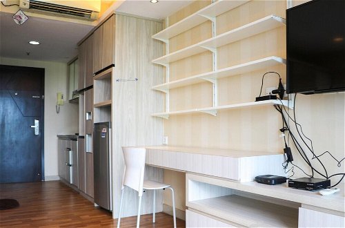 Foto 19 - Simply Look Studio Apartment Tamansari The Hive
