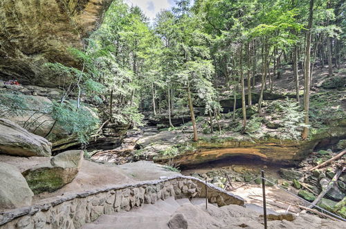 Foto 8 - 'clover Cabin' w/ Hot Tub+deck in Hocking Hills