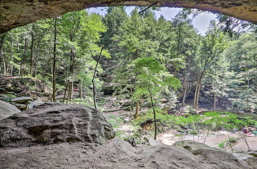 Photo 12 - 'clover Cabin' w/ Hot Tub+deck in Hocking Hills