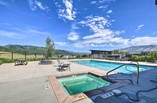 Photo 3 - Mountain-view Townhome Near Powder Mountain