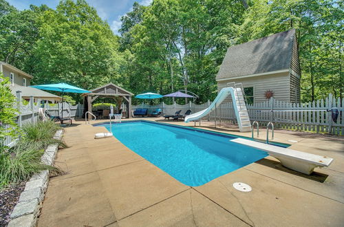 Photo 36 - Cozy Virginia Vacation Rental w/ Seasonal Pool