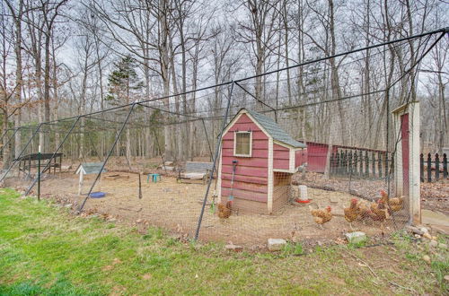 Photo 26 - Cozy Virginia Vacation Rental w/ Seasonal Pool