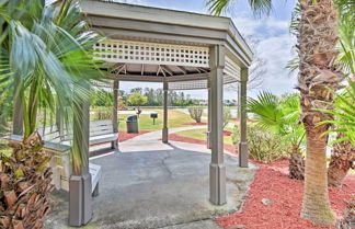 Photo 3 - Stunning Kissimmee Townhome < 8 Miles to Disney