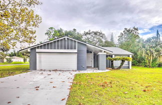 Photo 1 - Charming Palm Coast Home w/ Screened Porch