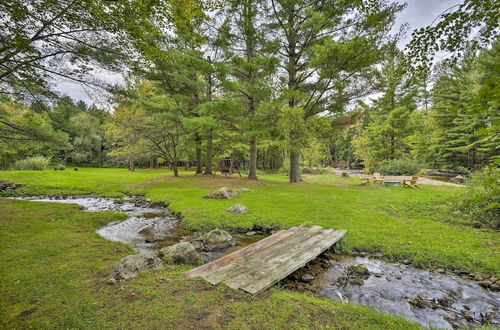 Foto 39 - Peaceful Home w/ 11 Acres, Creek & Fire Pit