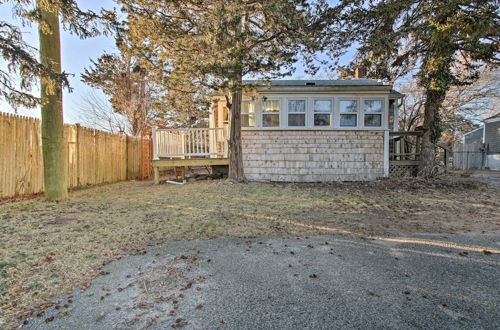 Foto 17 - Buzzards Bay Home w/ View: Steps to Cape Cod Canal