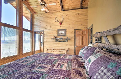 Photo 2 - Rustic Cabin 20 Mins to Capitol Reef Nat'l Park