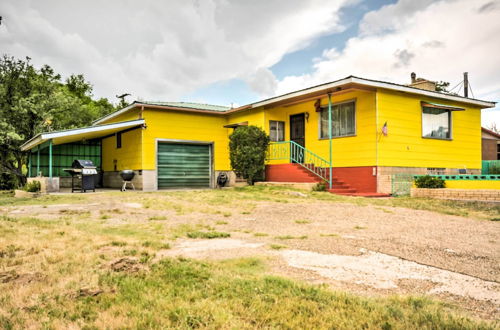 Foto 1 - Bright Springer House w/ Hammock & Orchard Views